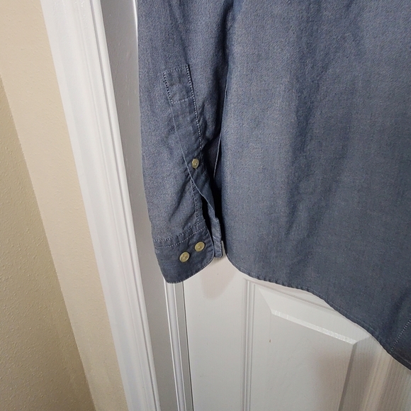 RVCA Men's Blue Casual Shirt One Pocket Used Excellent Condition - Picture 5 of 8